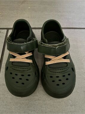 Stride Rite Olive Green Kids Slip-On Sneakers with Peach Accent Laces